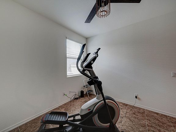 3rd image of 2323 E Branham Ln