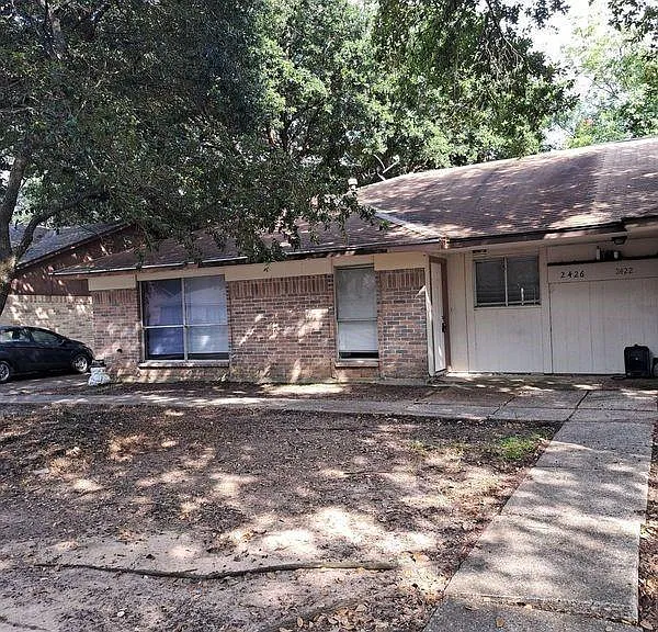 2426 Spring Dusk Ln — Photo 1