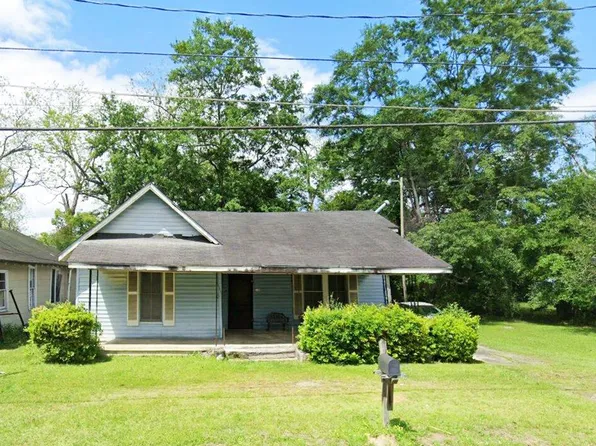 310 1st Ave SW, Moultrie, GA 31768