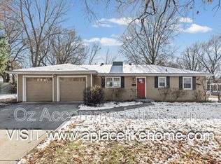 515 E Sheridan St, Olathe, KS 66061