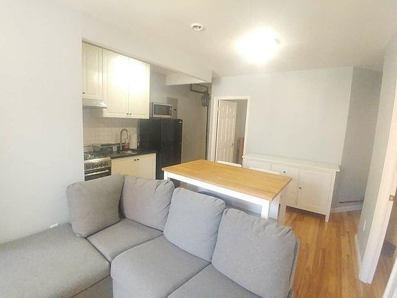 4th image of 58 Henry St APT 7