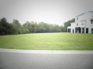 1800 Delacourt Ave, Mount Pleasant, SC 29466