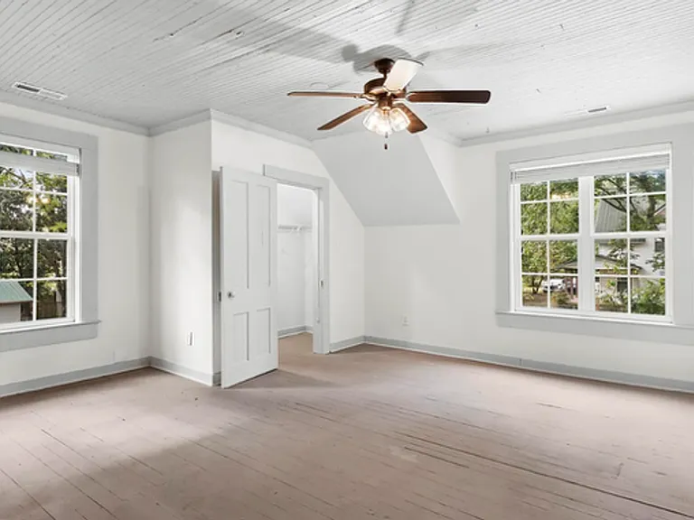 3305 Bradley St SW — Photo 24