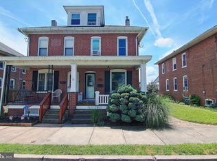326 W Race St, Stowe, PA