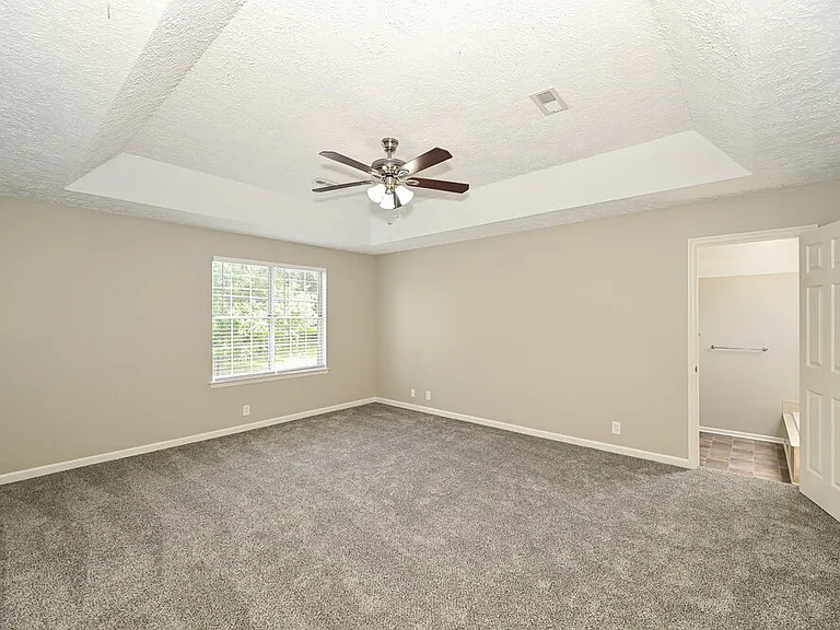 6005 Bradford Hills Dr — Photo 10