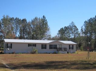 759 SE Apache Ave, Lee, FL 32059