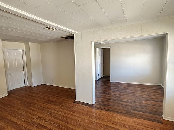 5th image of 38424 2nd Ave