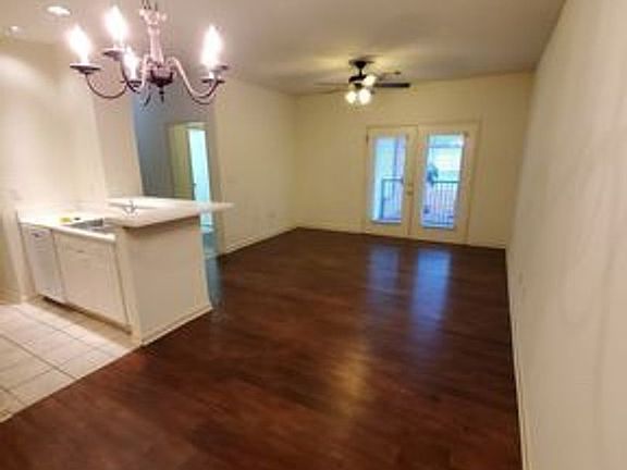 3rd image of 3297 S College St APT G-101