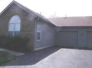 5857 Willow Lake Dr, Grove City, OH