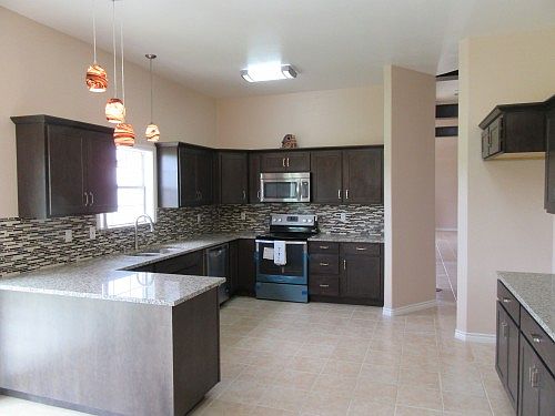 3rd image of 110 Home Place Dr
