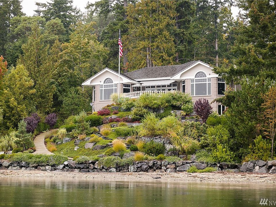 1st image of 2936 E Bay Dr NW