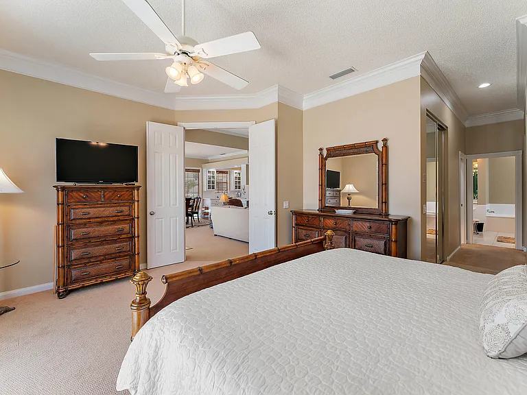 8485 SE Palm Hammock Ln — Photo 23