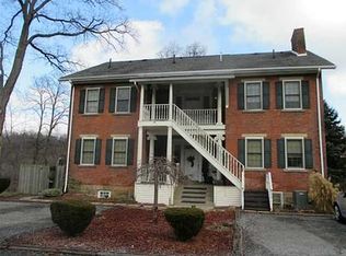 1319 Riverside Dr, West Bridgewater, PA 15009