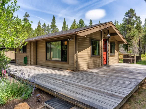 56711 Lunar Dr, Bend, OR 97707