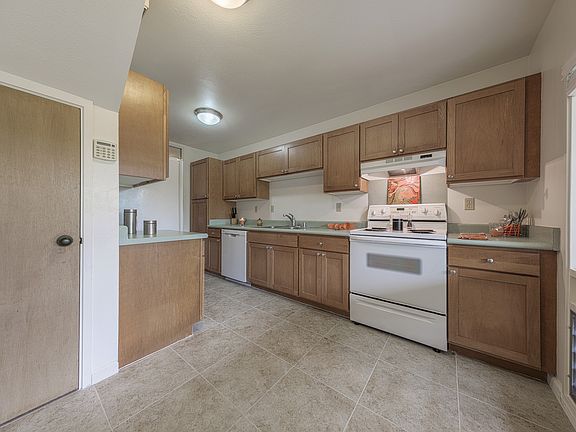5th image of 99-1440 Aiea Heights Dr APT 37