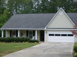 3116 Country Lake Dr, Powder Springs, GA 30127