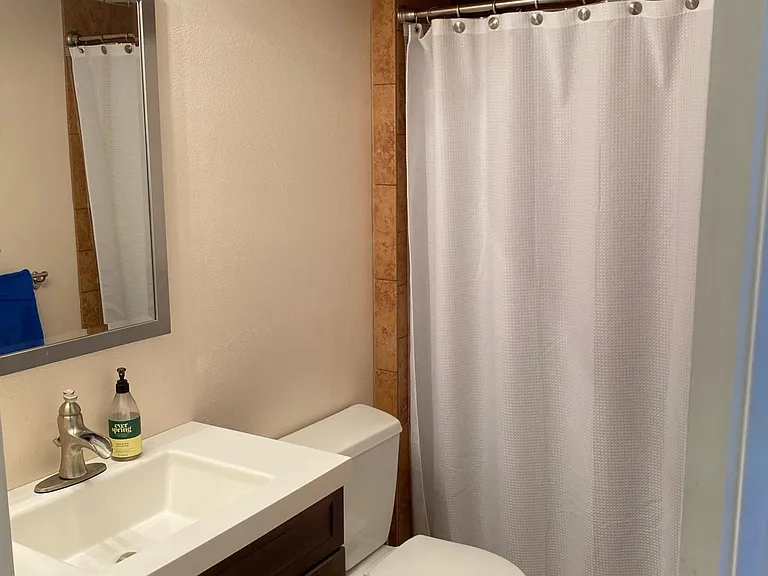 2nd bathroom
