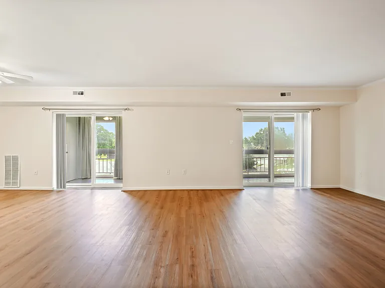 15101 Glade Dr #3G — Photo 4