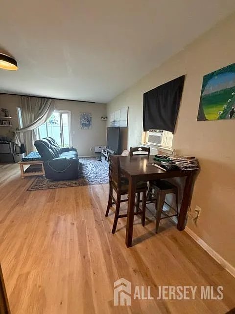 1 bed, 1.0 bath, 550 sqft, $2,000 — Photo 4