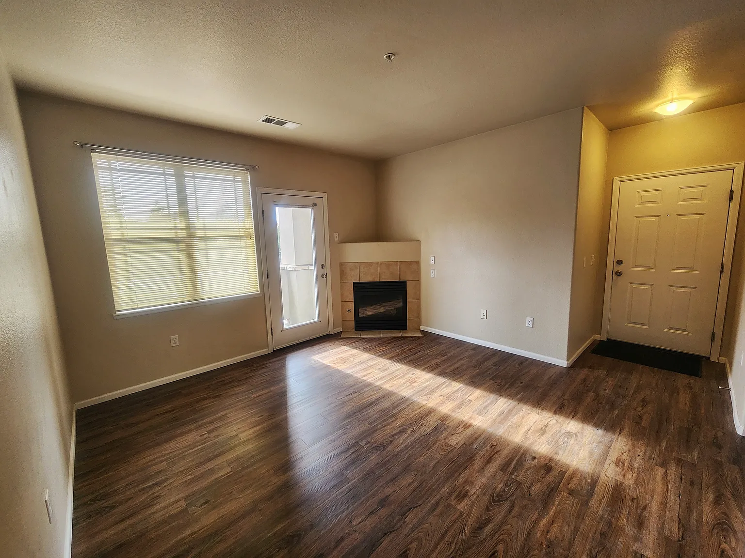 8133 West 51st Place - #204 — Photo 3