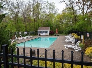96 Old Colony Ave #234, Taunton, MA 02780