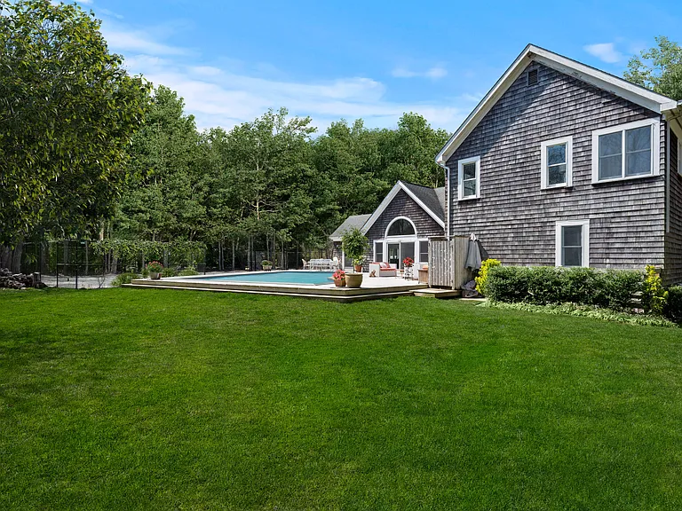38 Pheasant Run — Photo 35