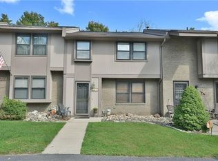 313 Ridge Point Cir, Bridgeville, PA 15017