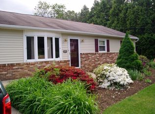 1528 Grandview Ave, Mechanicsburg, PA