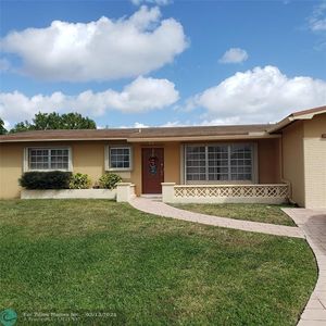 801 NW 93rd Ave, Pembroke Pines, FL, 33024