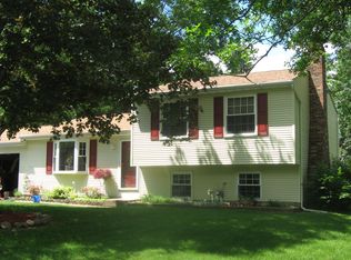 839 Renninger Rd, Akron, OH 44319