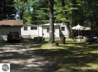 1935 2nd Oak St, Prescott, MI 48756