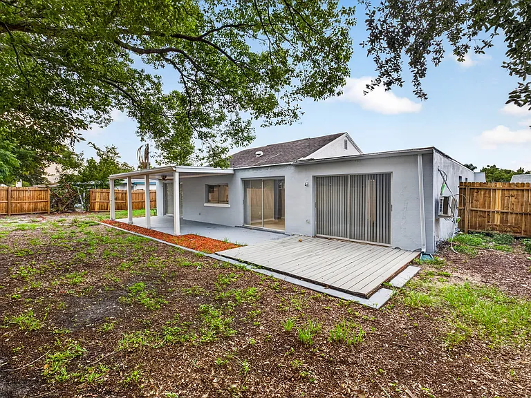4031 Grayton Dr — Photo 20