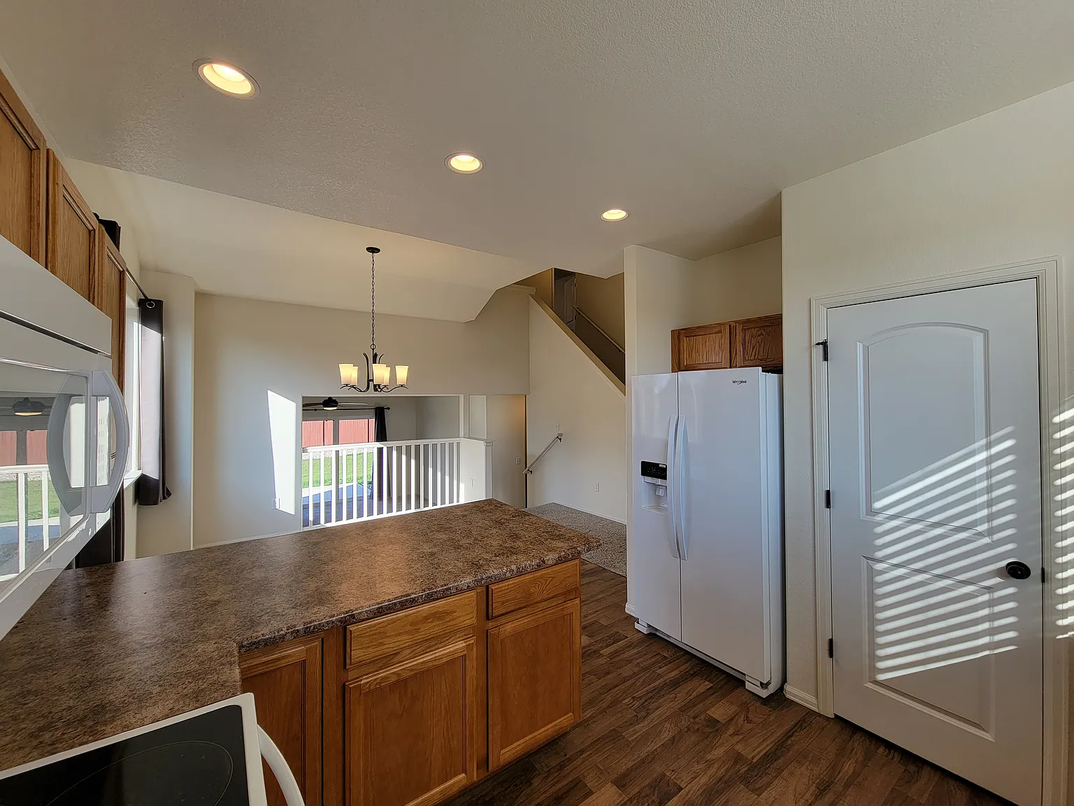 3 bed, 2.5 bath, 1604 sqft, $2,900 — Photo 4