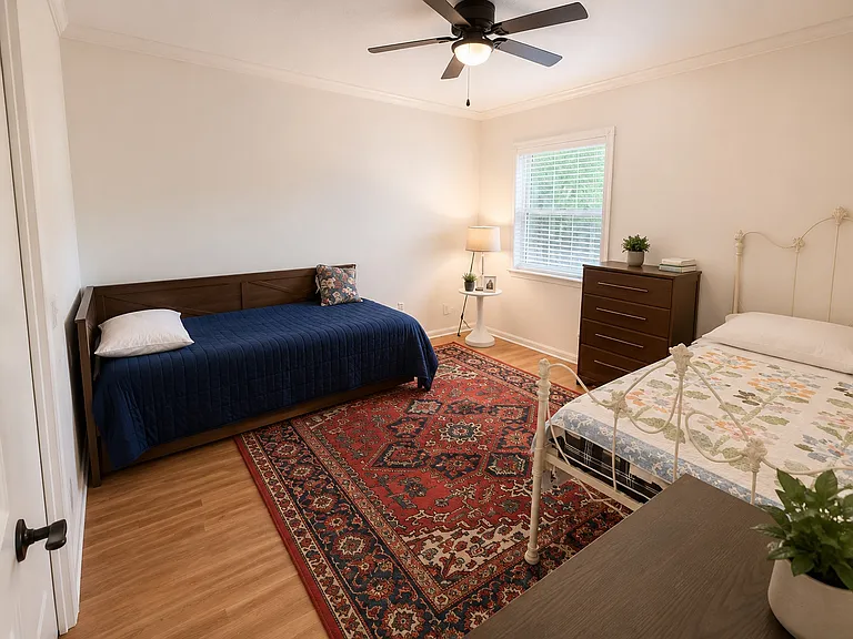 7704 Independence Dr — Photo 22