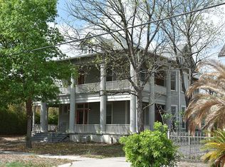 219 E Park Ave, San Antonio, TX 78212