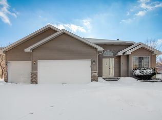 6625 91st Trl N, Brooklyn Park, MN 55445