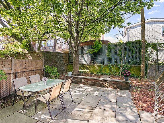 3rd image of 568 Prospect Ave