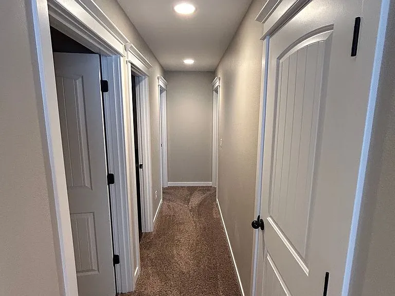407 Dreas Way — Photo 13