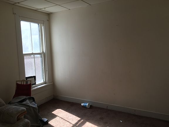 4th image of 1529 Xenia Ave