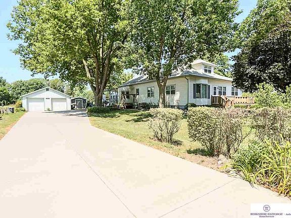 4th image of 2730 River Road Dr