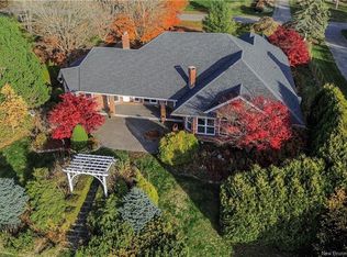 39 Elizabeth Pkwy, Rothesay, NB E2H1E8