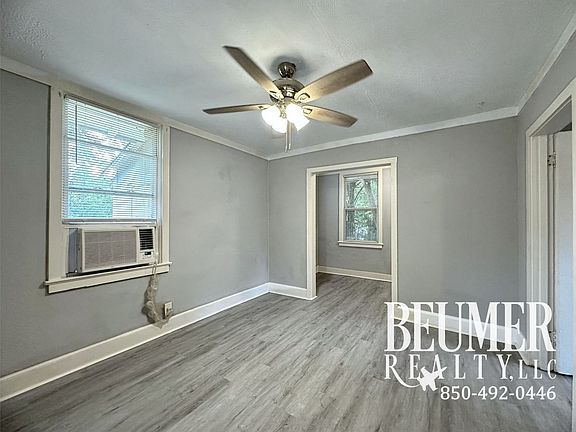3rd image of 913 N 69th Ave #B