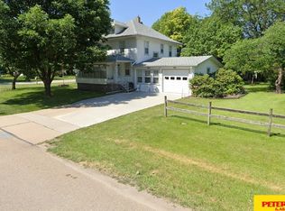 425 W Cloverly Rd, Inglewood, NE 68025
