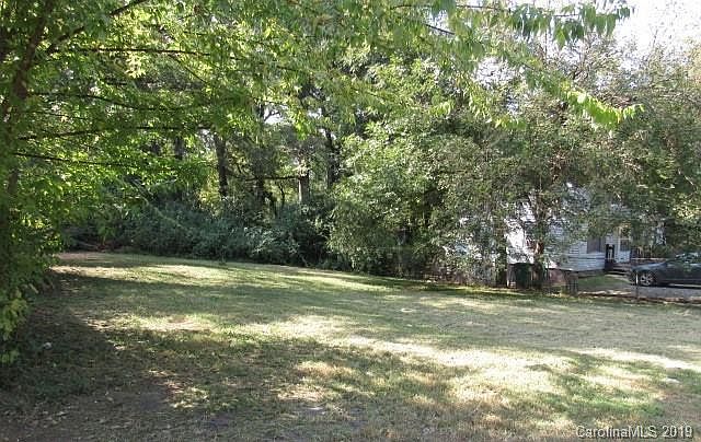 2nd image of 2740 Mayfair Ave
