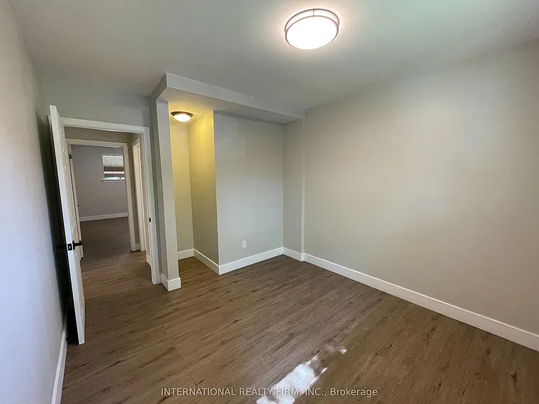 32 Jasper Dr — Photo 11