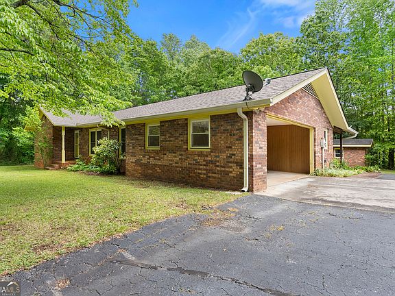 3rd image of 250 Truelove Rd
