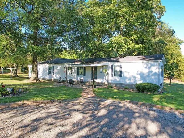 5192 15th Hwy, Mount Carmel, IL 62863