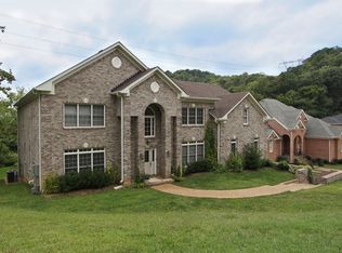 7031 Willowick Dr, Brentwood, TN 37027