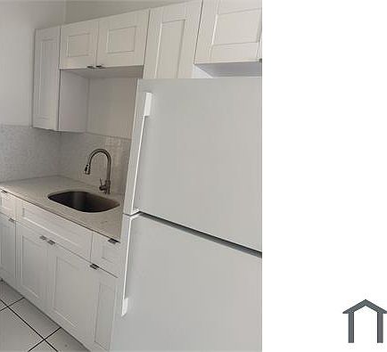 2nd image of 2701 SW 27th Ct #208
