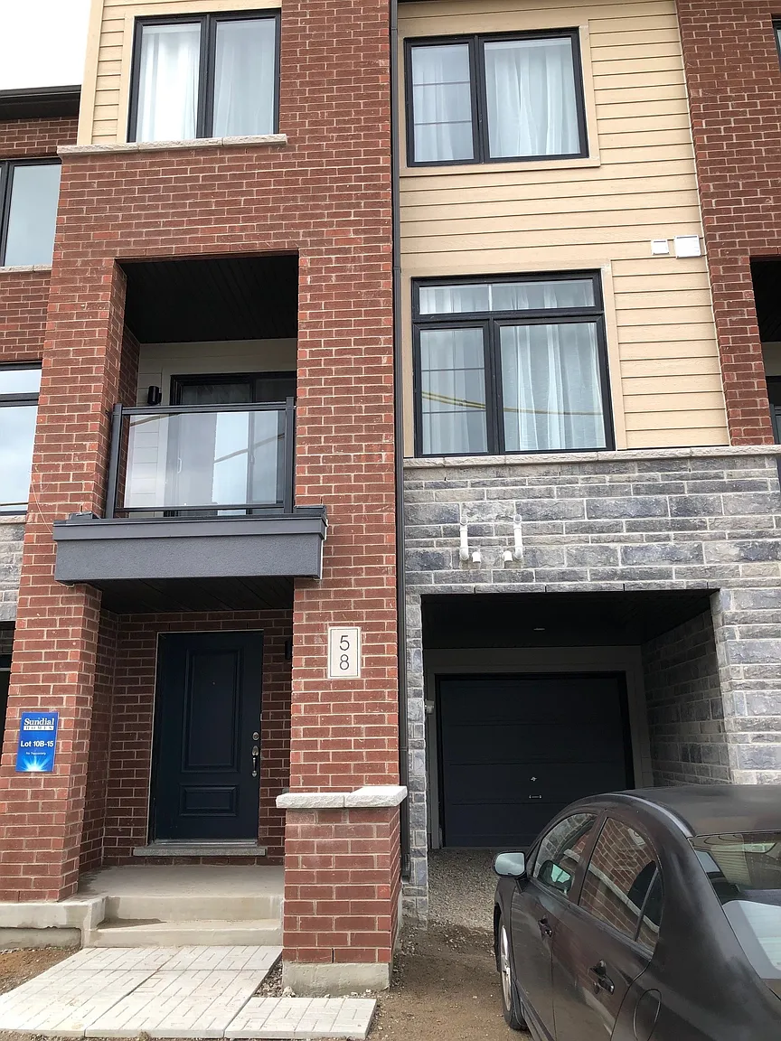 58 Delano Way photo 1